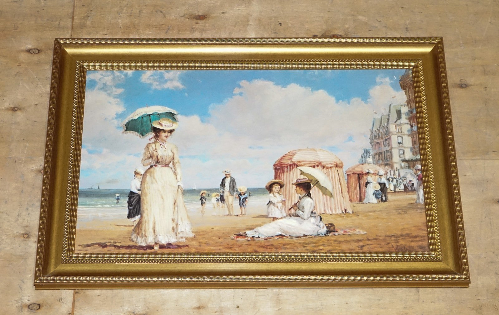 VINTAGE VICTORIAN STYLE PRINT IN GILTED FRAME ''CAREFREE DAYS'' BEACH 66 X 96 CM