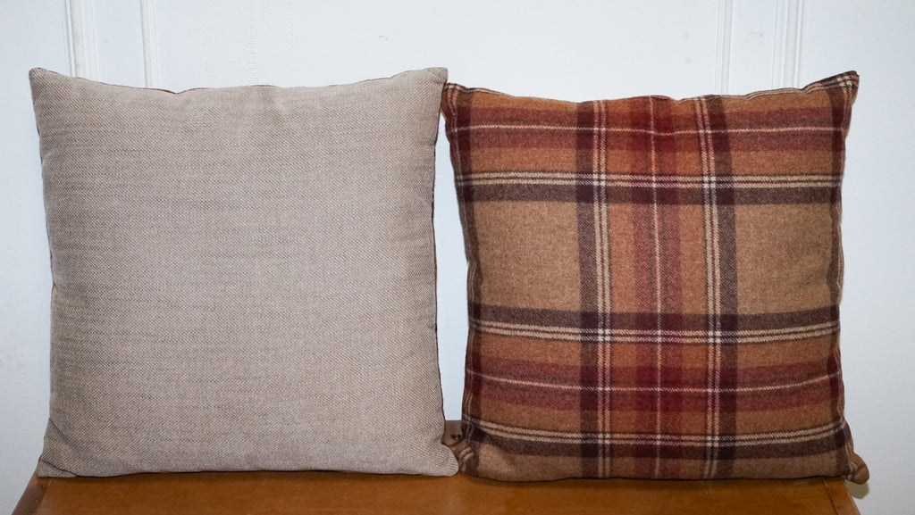 VINTAGE PAIR OF CLASSIC BALMORAL FIRED EARTH WOOL SCATTER CUSHIONS