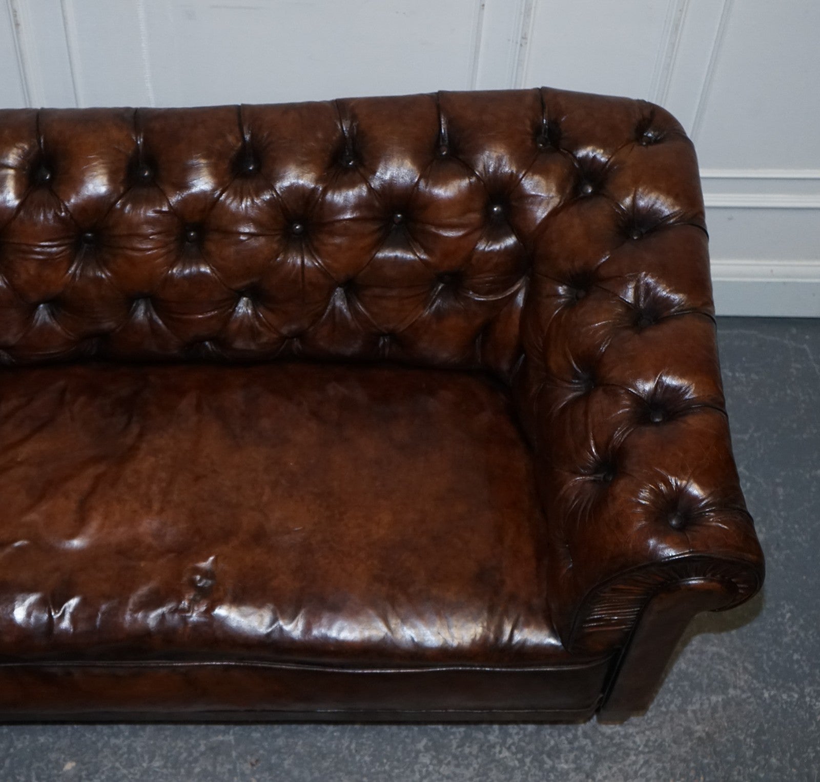 ANTIQUE SWEDISH CHESTERFIELD HAND DYED LEATHER FULLY COIL SPRUNG THREE SEAT SOFA