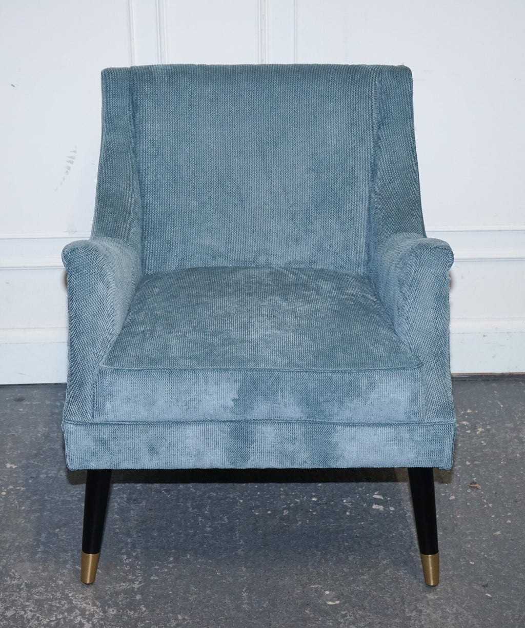 ELEGANT PALE BLUE VELVER SIDE CHAIR ARMCHAIR WITH BLACK AND GOLD LEGS