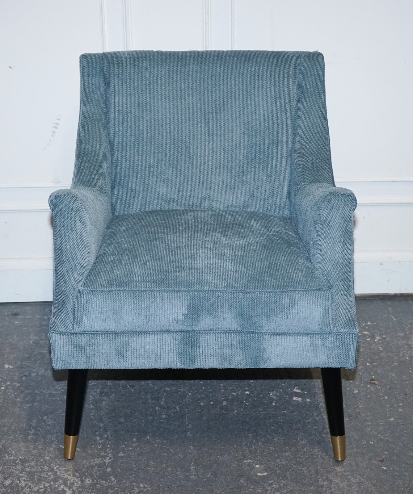 ELEGANT PALE BLUE VELVER SIDE CHAIR ARMCHAIR WITH BLACK AND GOLD LEGS