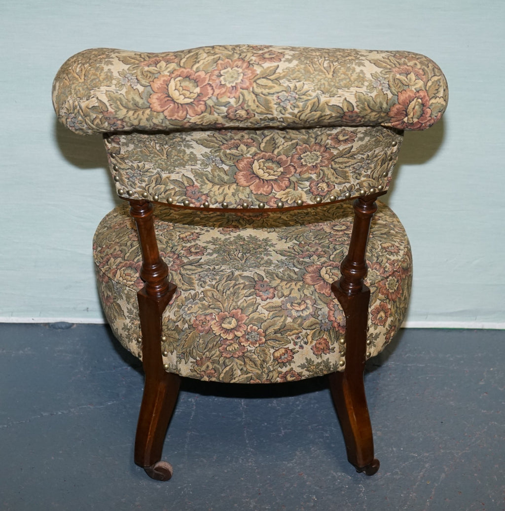 ANTIQUE VICTORIAN TAPESTRY NURSING CHAIR WITH FLORAL FLOWER DESIGN
