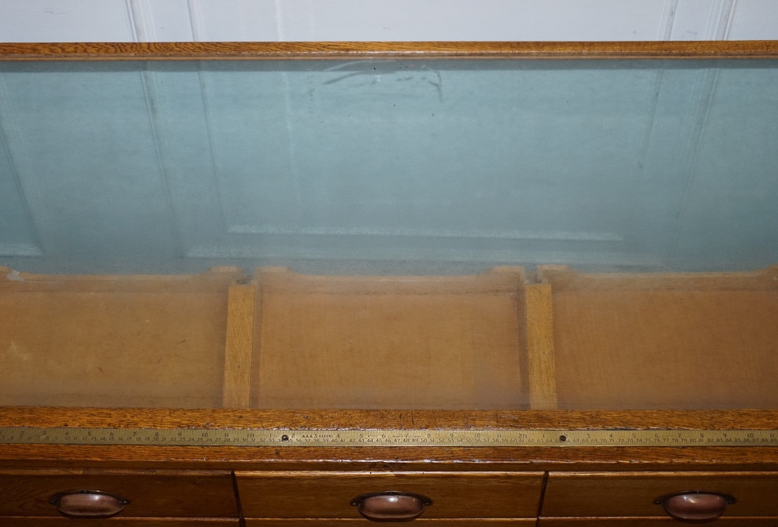 ANTIQUE 1920 ENGLISH VICTORIAN OAK HABERDASHERY SHOP COUNTER WITH ORIGINAL GLASS