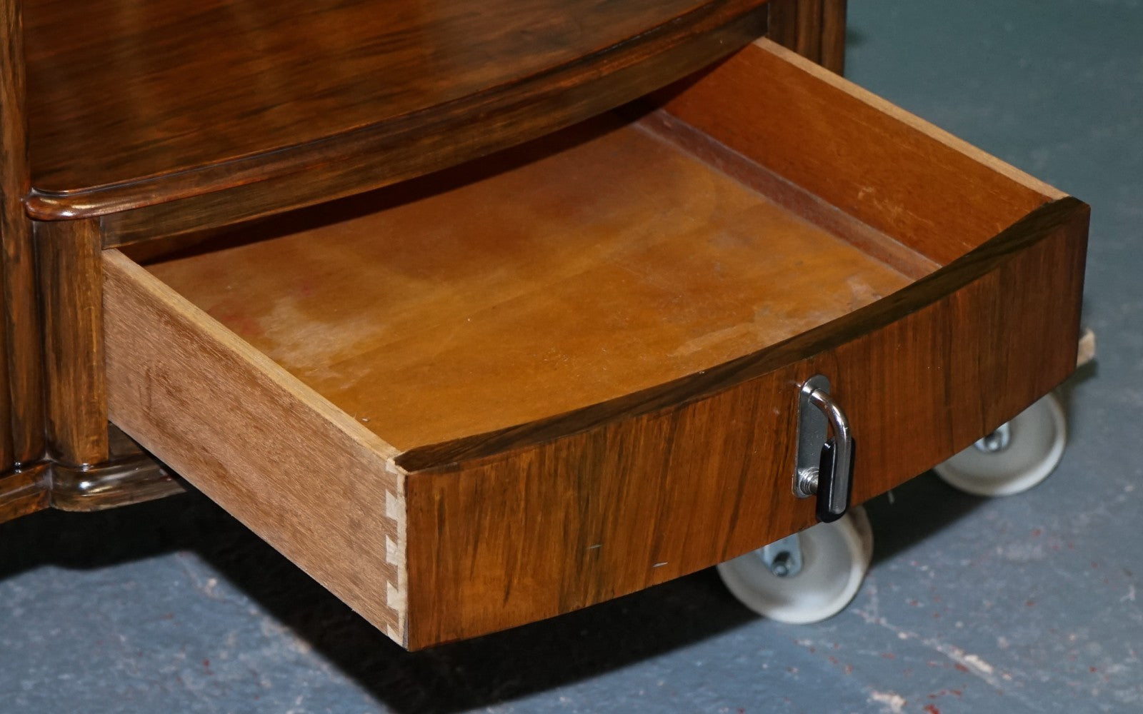 1930s ART DECO C.W.S CABINET WORKS DRESSING TABLE WITH MIRROR