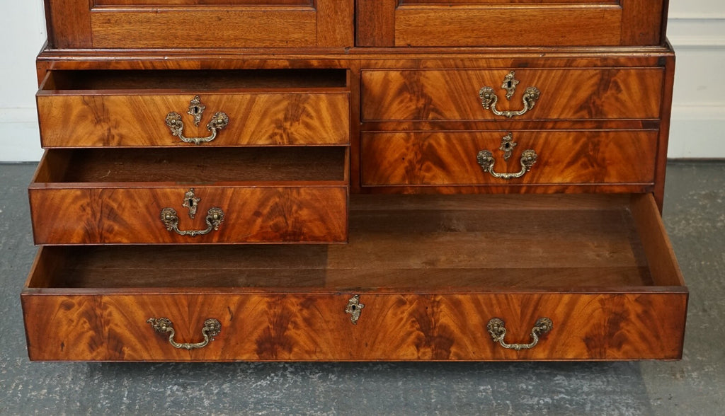 1800 ANTIQUE ENGLISH GEORGIAN FLAMED HARDWOOD LINEN PRESS WARDROBE ARMOIRE J1