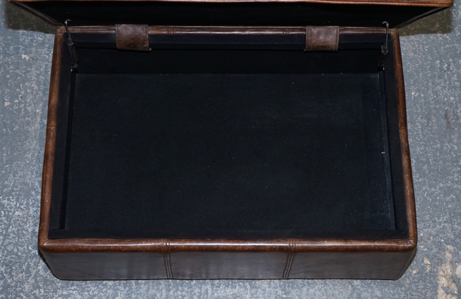 VINTAGE HALO REGGIO GROUCHO BROWN LEATHER OTTOMAN FOOTSTOOL WITH STORAGE SPACE