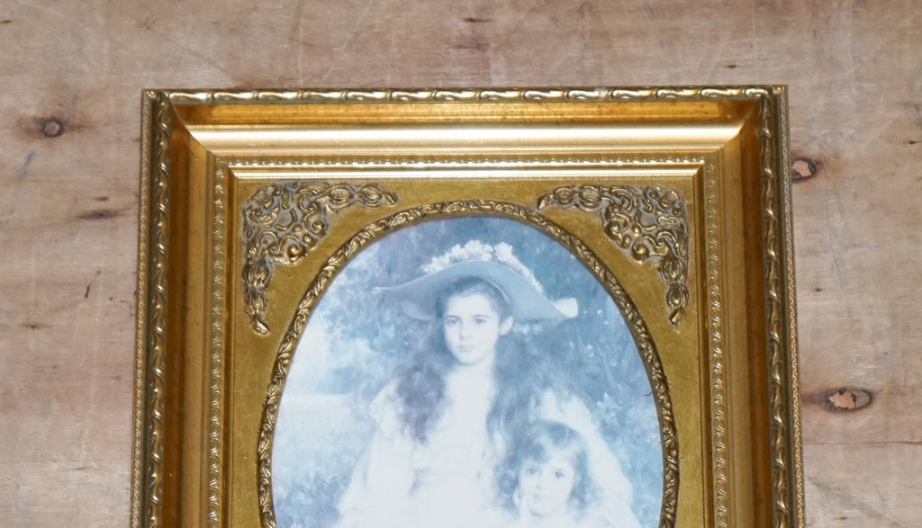 VINTAGE VICTORIAN STYLE PRINT TWO SISTERS POSING GITLED FRAME 52 X 42 CM