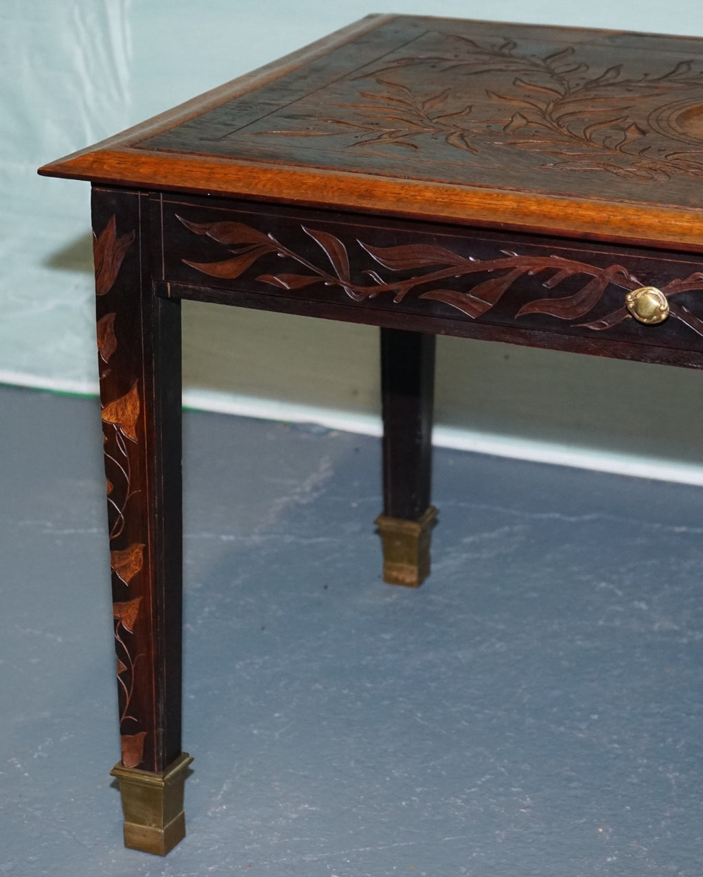 KING ALBERT I OF BELGIUM OCCASIONAL SIDE END COFFEE TABLE CARVED OAK CiRCA 1900
