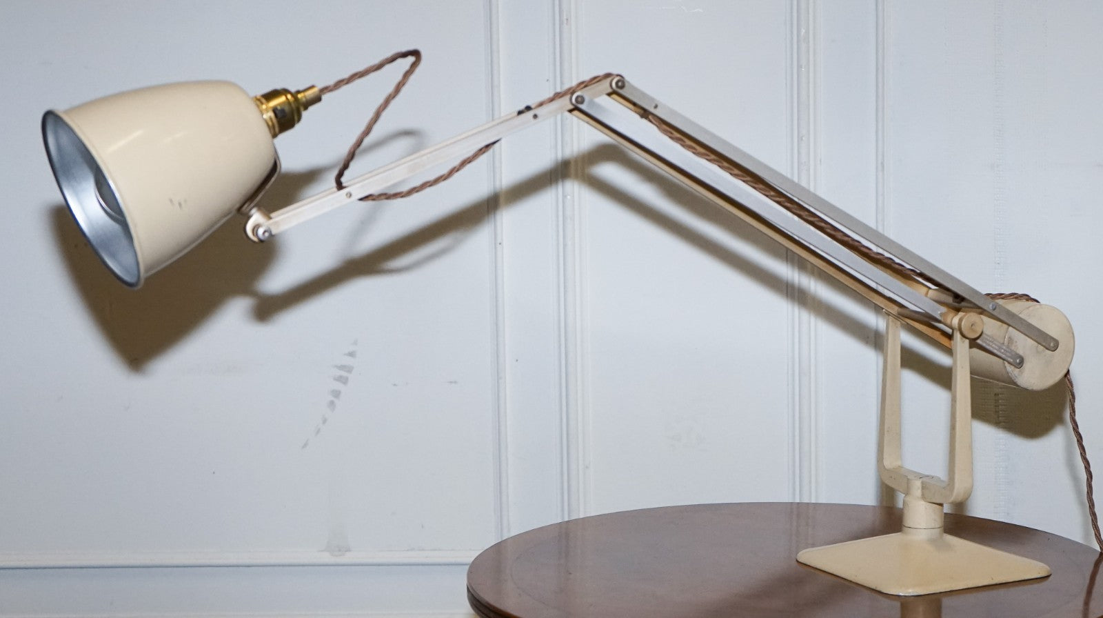 ANTIQUE CIRCA 1950 RECLAIMED HADRILL & HORSTMANN COUNTERPOISE DESK LAMP