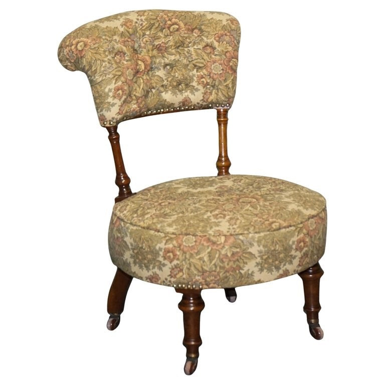ANTIQUE VICTORIAN TAPESTRY NURSING CHAIR WITH FLORAL FLOWER DESIGN