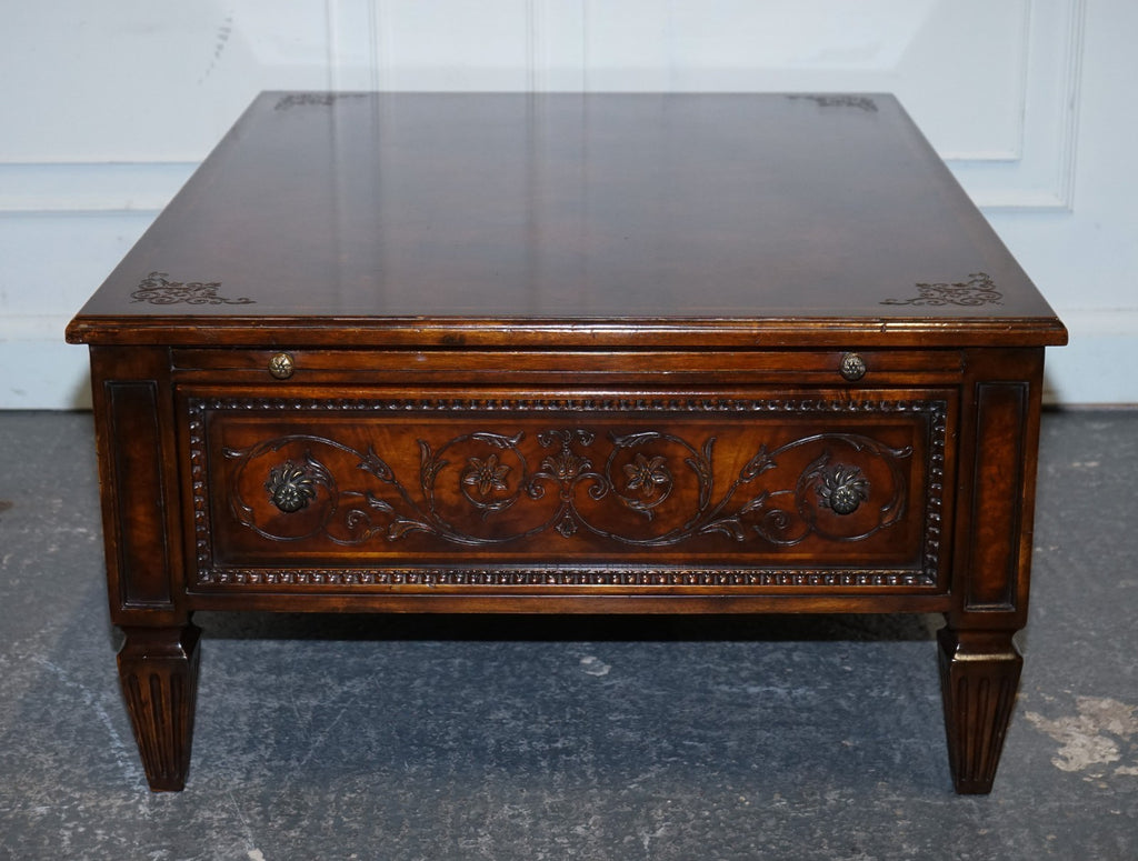 STUNNING AMERICAN THEODORE ALEXANDER COFFEE TABLE TWO DRAWERS & BUTLER TRAYS