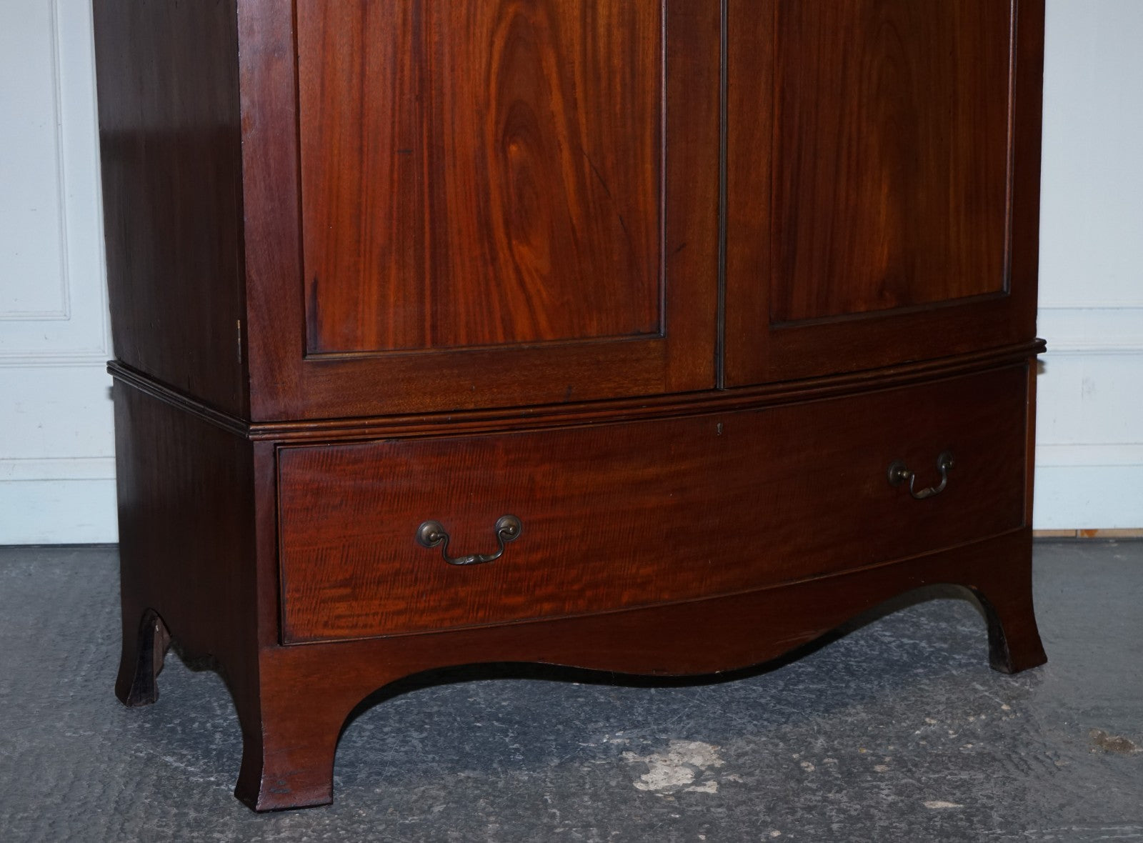 ANTIQUE ENGLISH GEORGE III LINEN PRESS CONVERTED TO WARDROBE