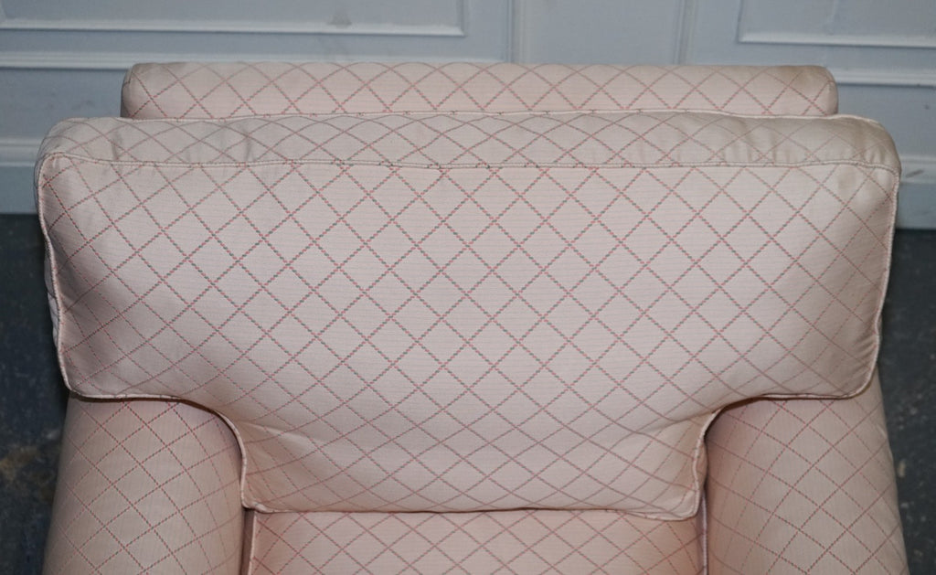 TRADITIONAL ENGLISH COUNTRY HOUSE ARMCHAIR WITH FOOTSTOOL FEATHER FILLED