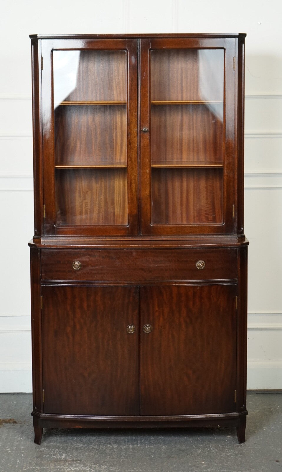 REGENCY STYLE HARDWOOD BOOKCASE CABINET GLAZED DOORS J1