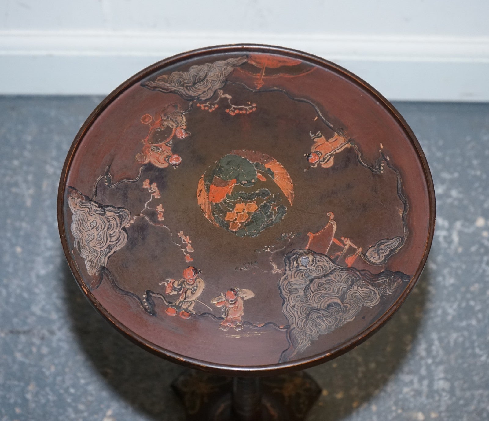 ANTIQUE CHINOISERIE LACQUERED HAND PAINTED SIDE END WINE LAMP TABLE