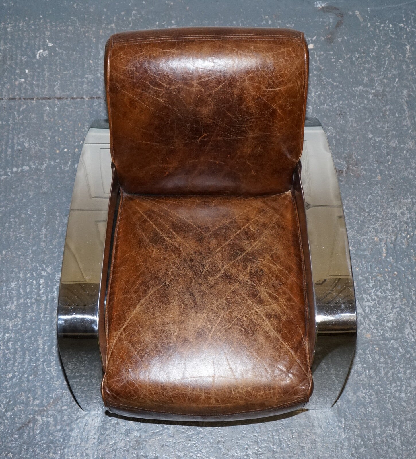 STUNNING PAIR OF FRENCH ART DECO CHROME AVIATOR HERITAGE BROWN LEATHER ARMCHAIRS