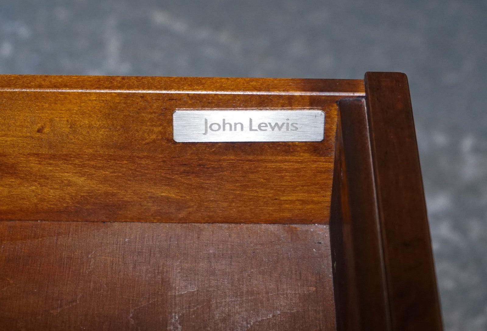 VINTAGE SINGLE MILITARY CAMPAIGN MAHOGANY & BRASS NIGHTSTAND BEDSIDE TABLE
