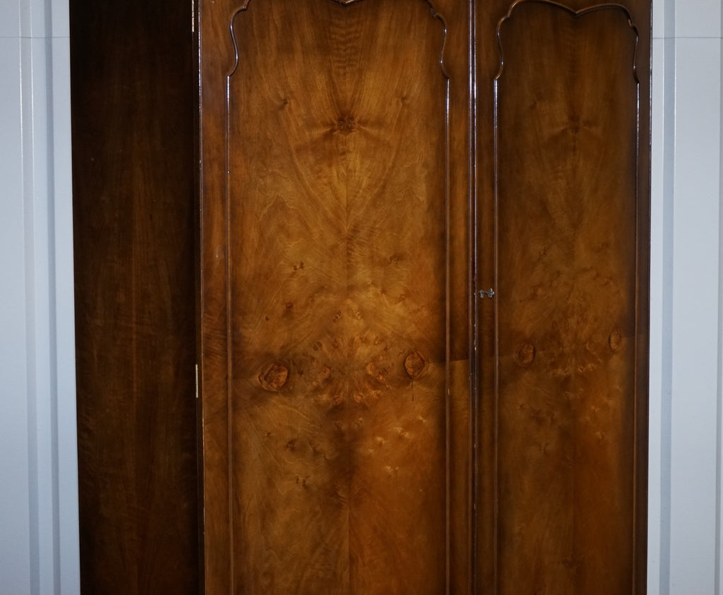 STUNNING 1920'S ENGLISH WALNUT ART DECO DOUBLE WARDROBE QUEEN ANNE LEGS