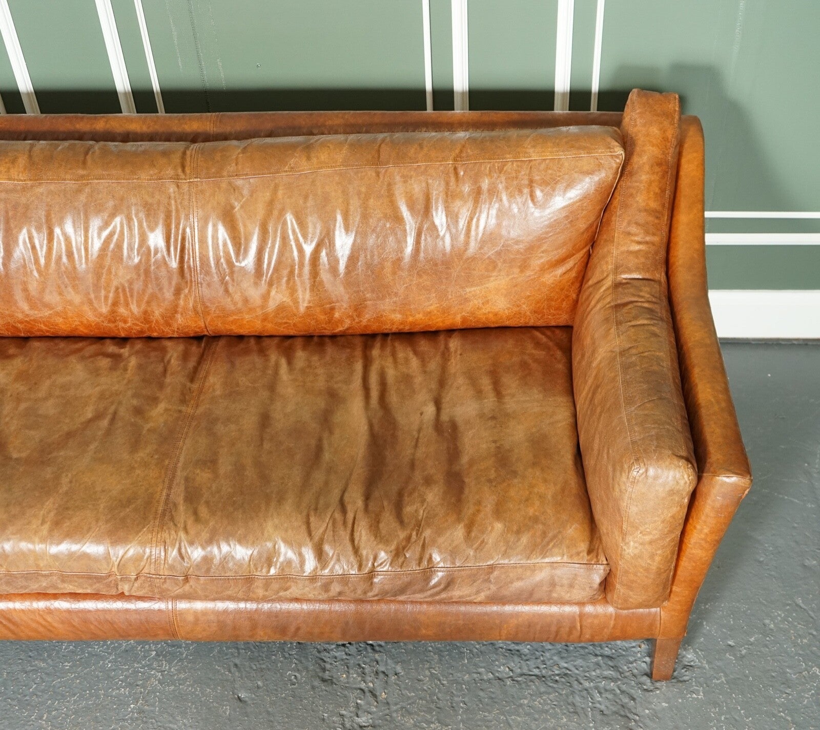 STUNNING LARGE VINTAGE TAN LEATHER CONTEMPORARY DESIGNER SOFA