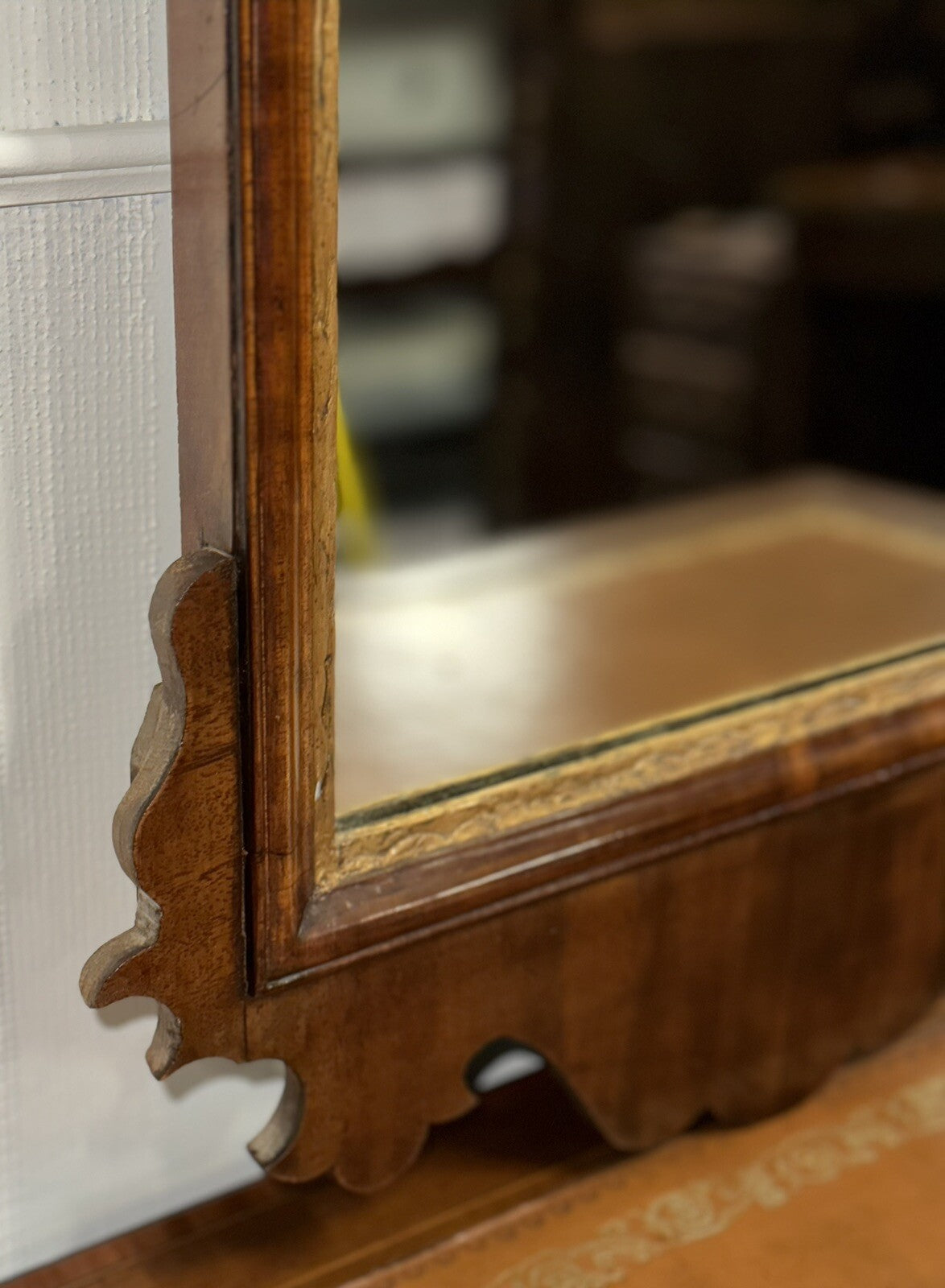 GEORGIAN CIRCA 1760 THOMAS CHIPPENDALE PHOENIX GILTWOOD MIRROR