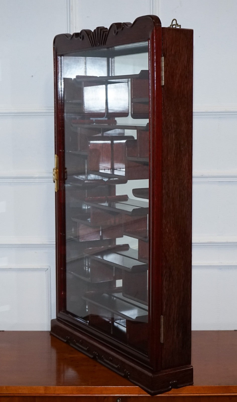 ASIAN ORIENTAL CHINESE STANDING OR HANGING WALL MOUNT DISPLAY CABINET