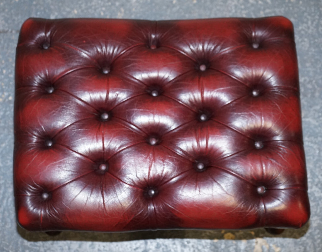VINTAGE BURGUNDY LEATHER CHESTERFIELD QUEEN ANNE LEGS FOOTSTOOL