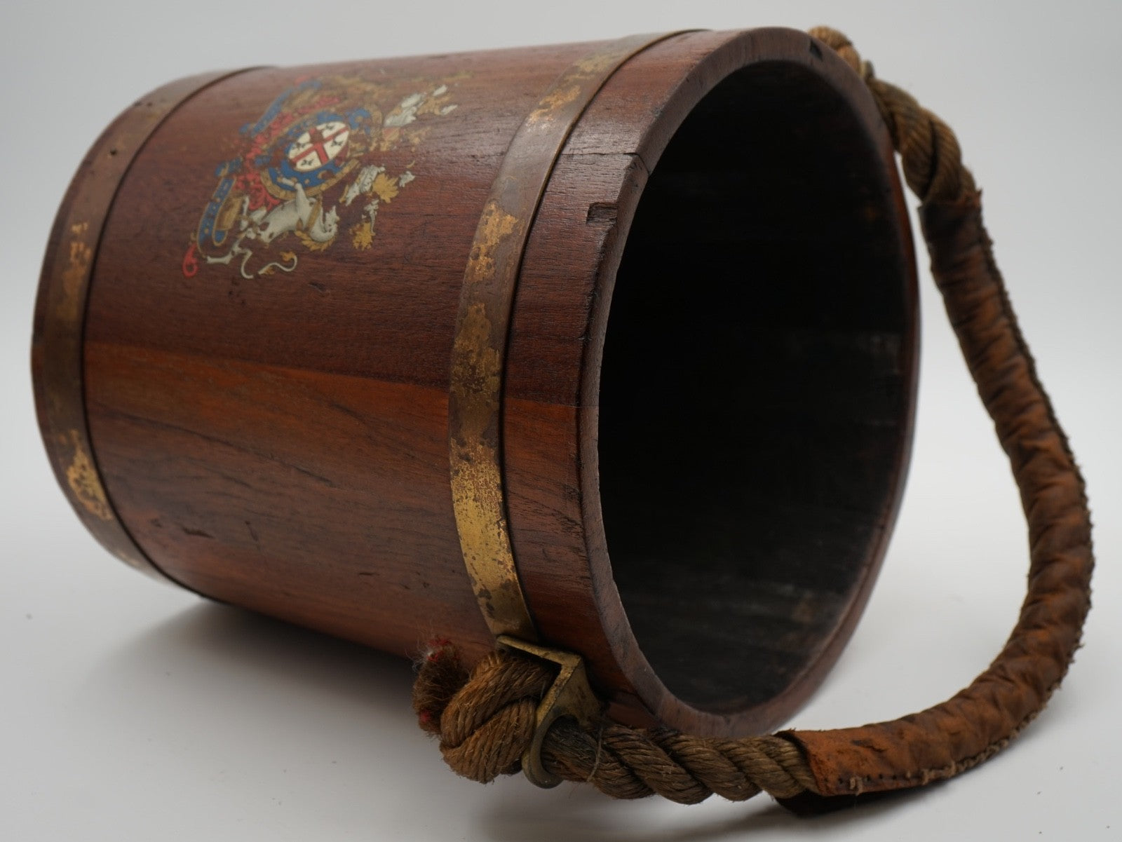 ANTIQUE ENGLISH VICTORIAN 19TH CENTURY NAVAL OAK FIRE BUCKET WITH ROYAL CREST