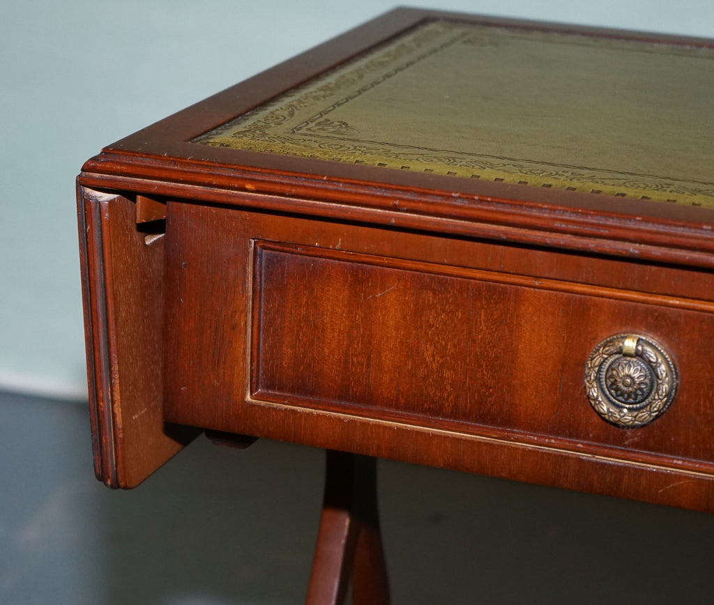 REGENCY STYLE HARDWOOD SIDE TABLE WITH GREEN LEATHER iNSET TOP & DROP LEAVES