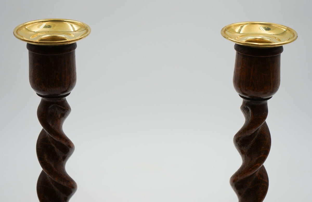 EARLY ViCTORIAN PAIR OF ENGLISH OAK BARLEY TWIST CANDLE STICKS (5)