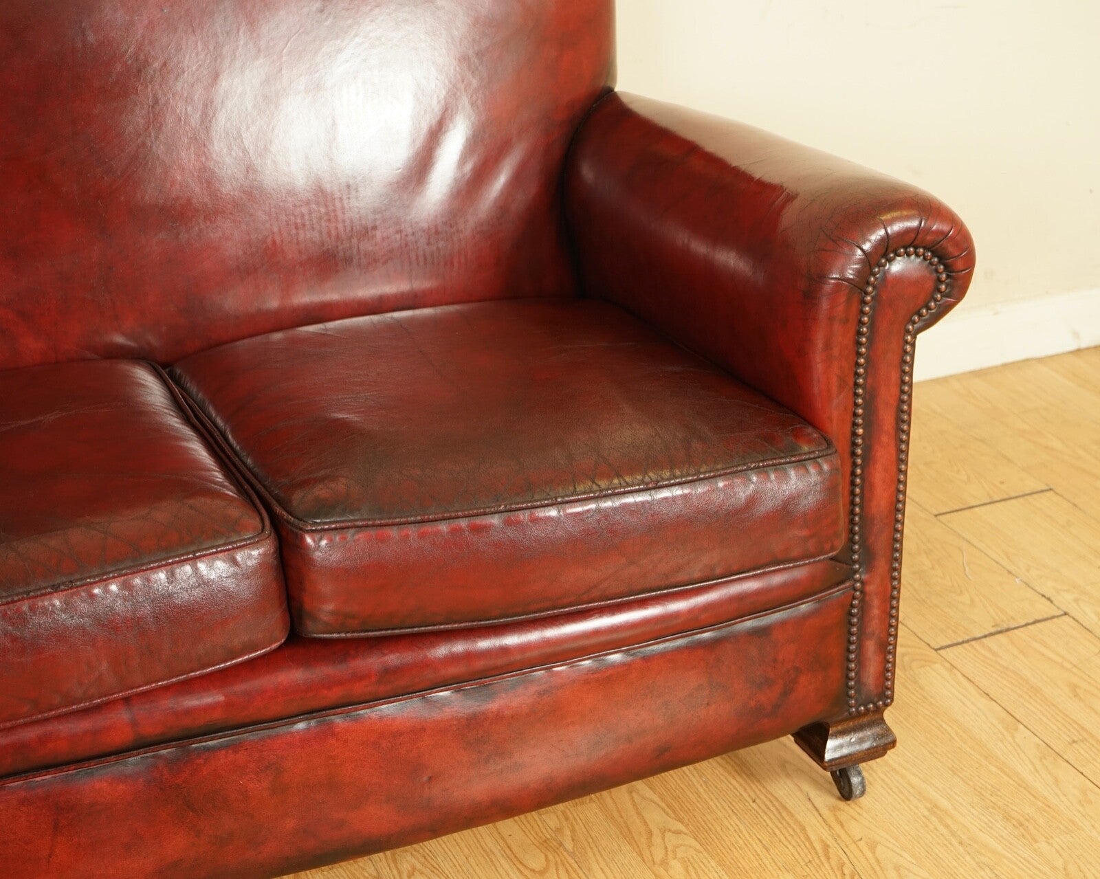 STUNNING VICTORIAN BURGUNDY GENTLEMAN'S CLUB HAND DYED LEATHER SOFA