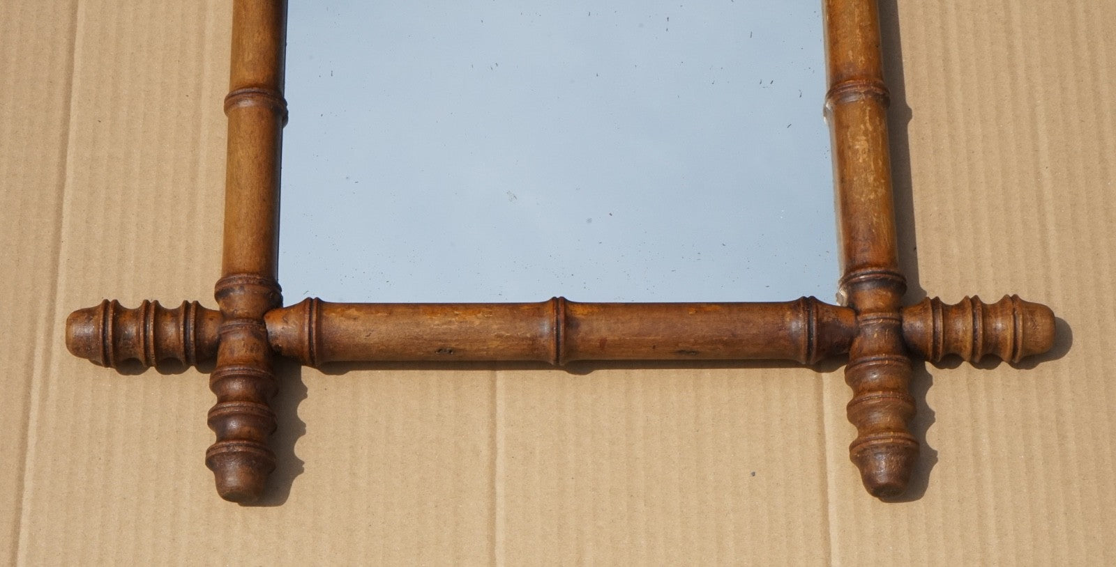 ANTIQUE ENGLISH DECORATIVE FAUX BAMBOO WALL MiRROR WITH FOXED GLASS