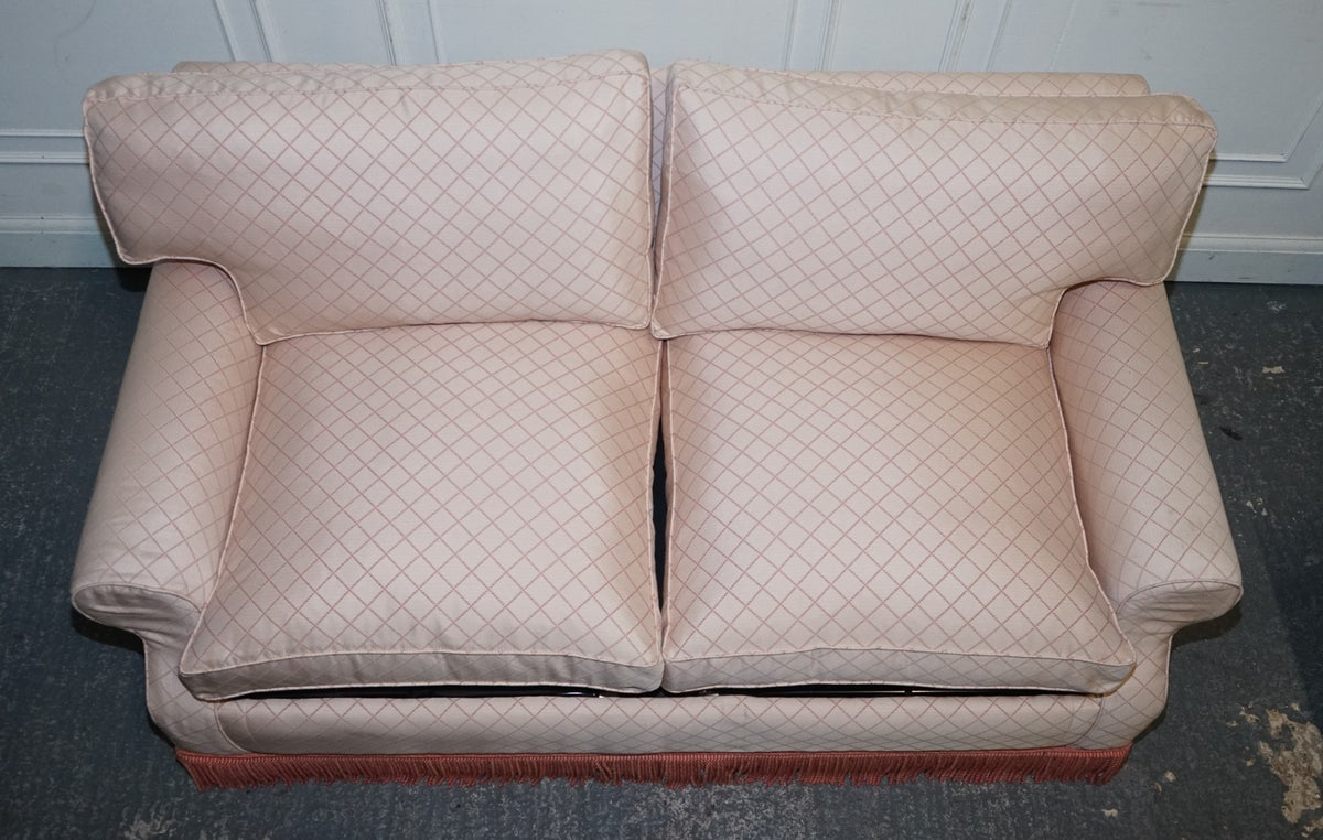 TRADITIONAL ENGLISH COUNTRY HOUSE TWO SEATER SOFA BED FEATHER FILLED CUSHIONS
