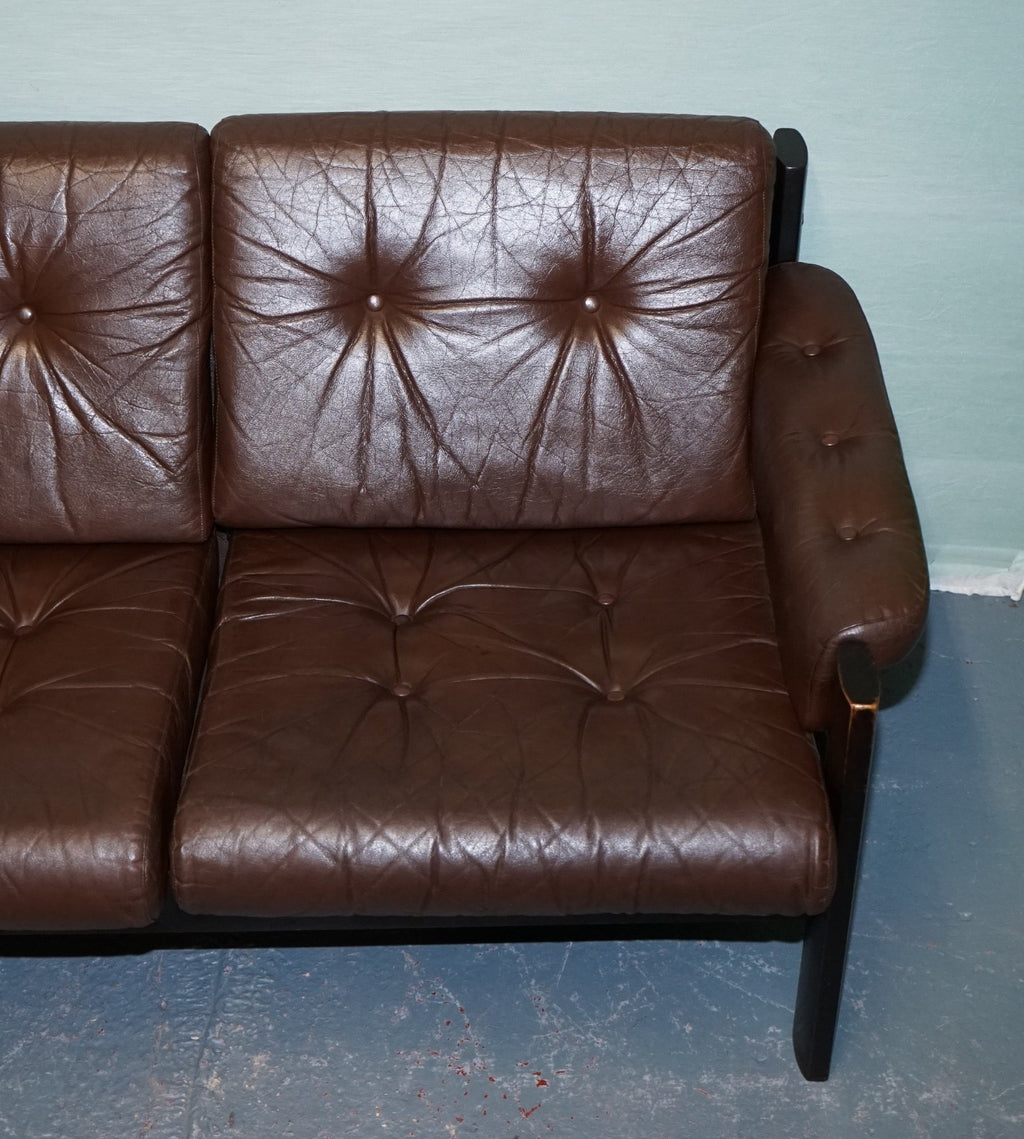 SCANDiNAVIAN ViNTAGE EKORNES STRESSLESS THREE SEATER SOFA