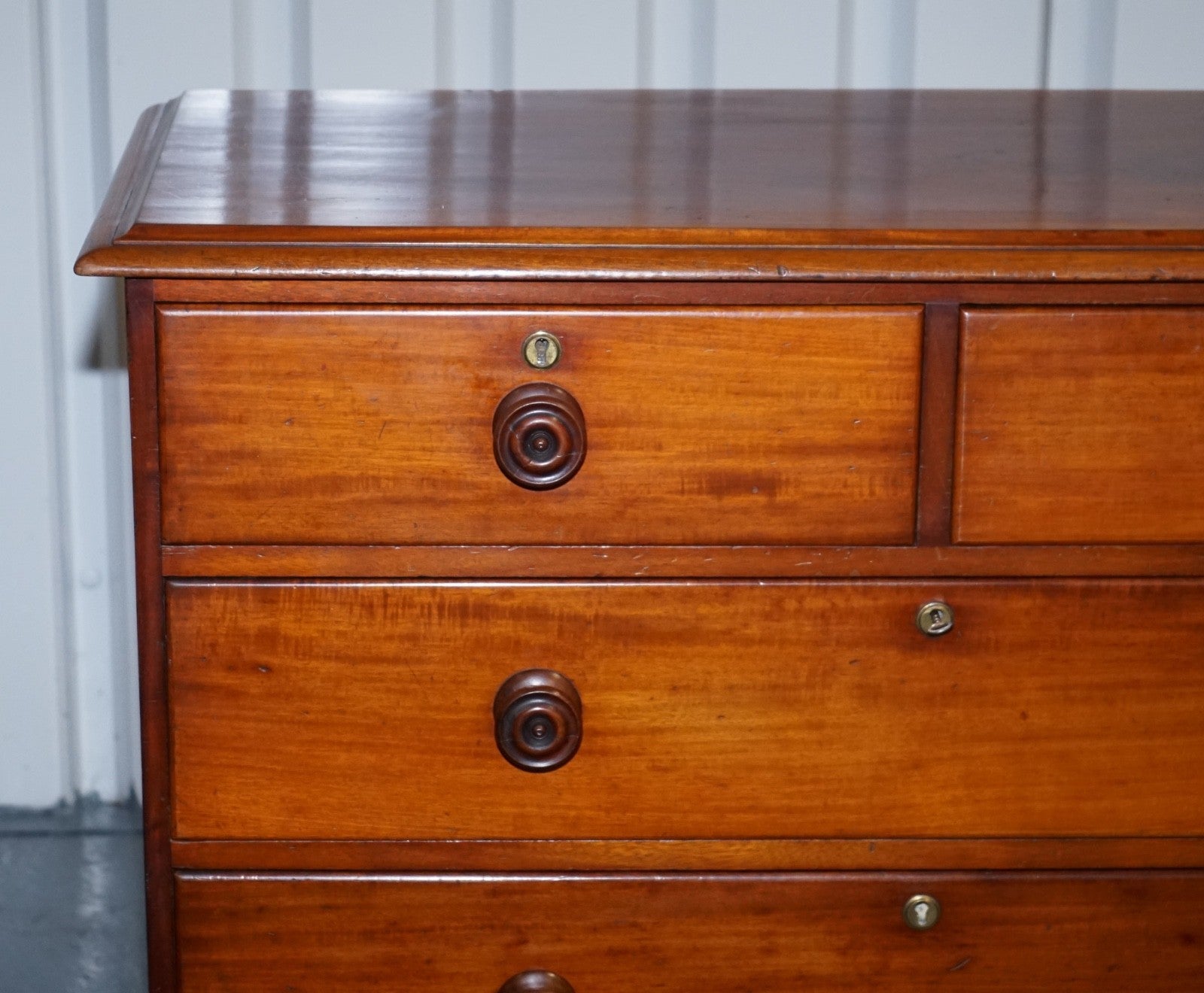 LARGE EARLY VICTORIAN CHEST OF DRAWERS WITH ORIGINAL KNOBS AND LOCKS