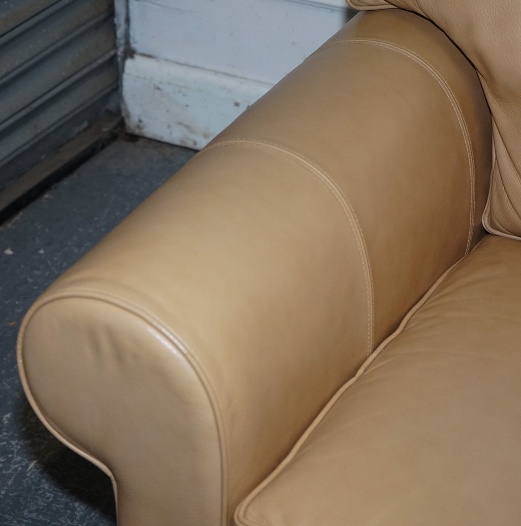 FINE LATTE BROWN LEATHER TWO SEATER SOFA MADE BY MULTIYORK ENGLAND