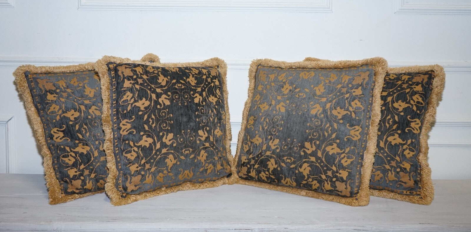 SET OF 4 VINTAGE JONELLE SCATTER CUSHIONS DUCK FEATHER FILLED VERY DECORATIVE