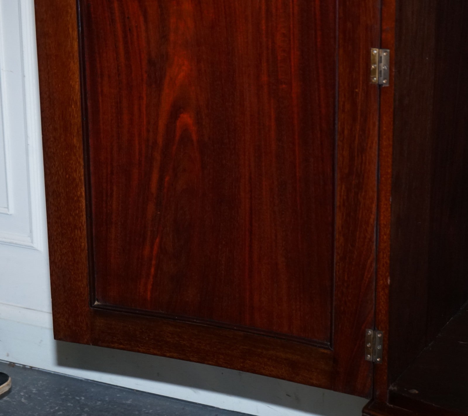 ANTIQUE ENGLISH GEORGE III LINEN PRESS CONVERTED TO WARDROBE