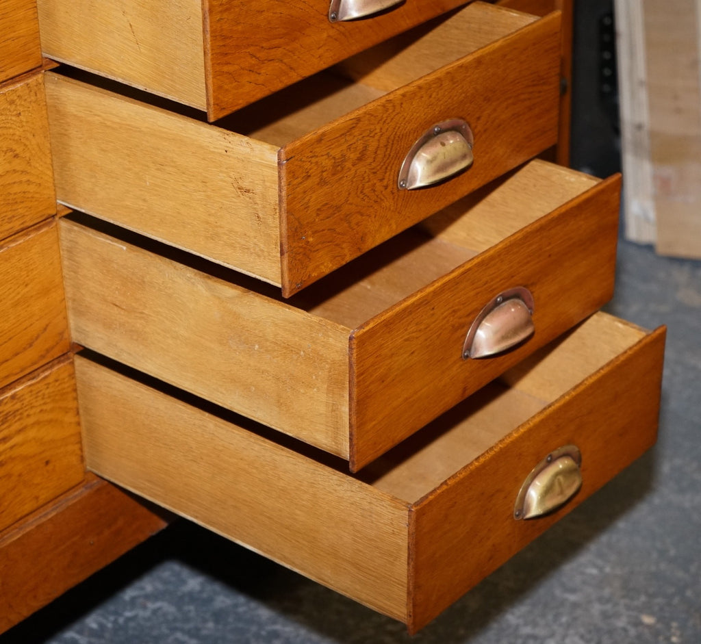 ANTIQUE 1920 ENGLISH VICTORIAN OAK HABERDASHERY SHOP COUNTER WITH ORIGINAL GLASS