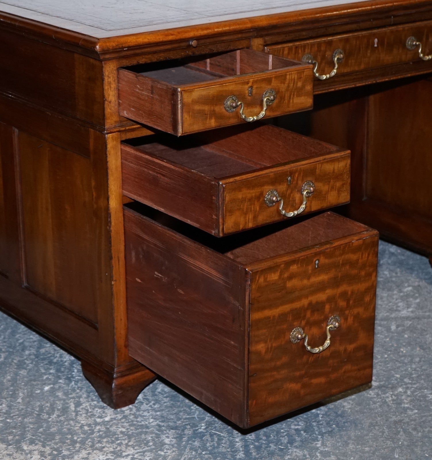 ANTIQUE RESTORED HOBBS & CO LONDON TWIN PEDESTAL DESK HAND DYED RED LEATHER TOP