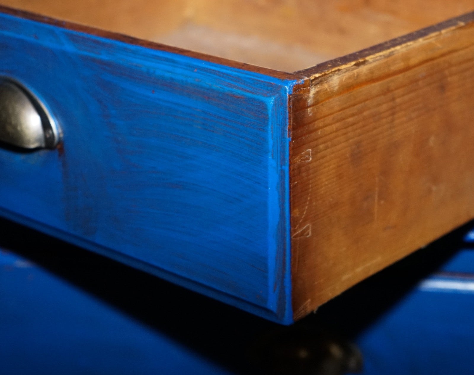 ANTIQUE VICTORIAN VIBRANT BLUE HAND PAINTED KITCHEN CUPBOARD CABINET