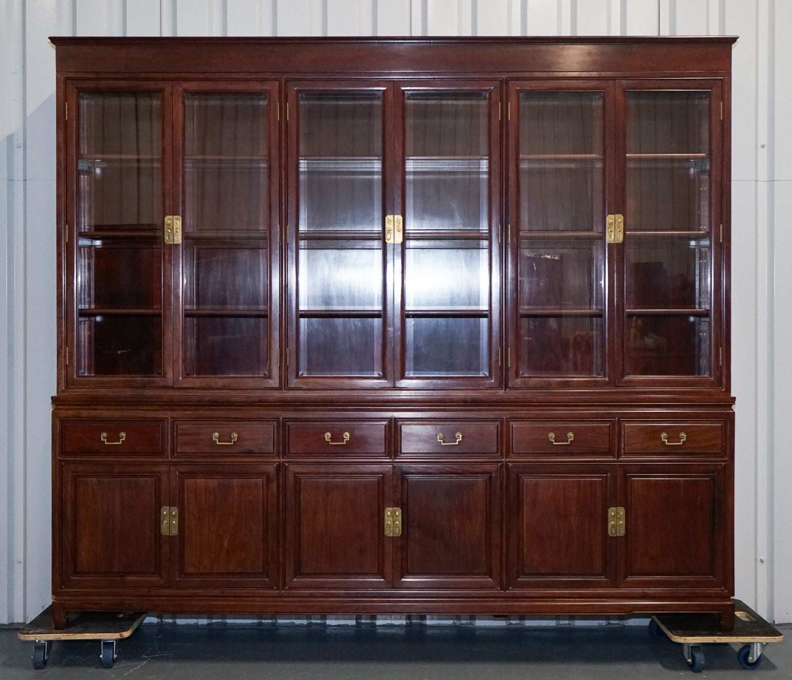 TREMENDOUS ORIENTAL CHINESE TEAK BOOKCASE DISPLAY CABINET WITH SIX DOORS