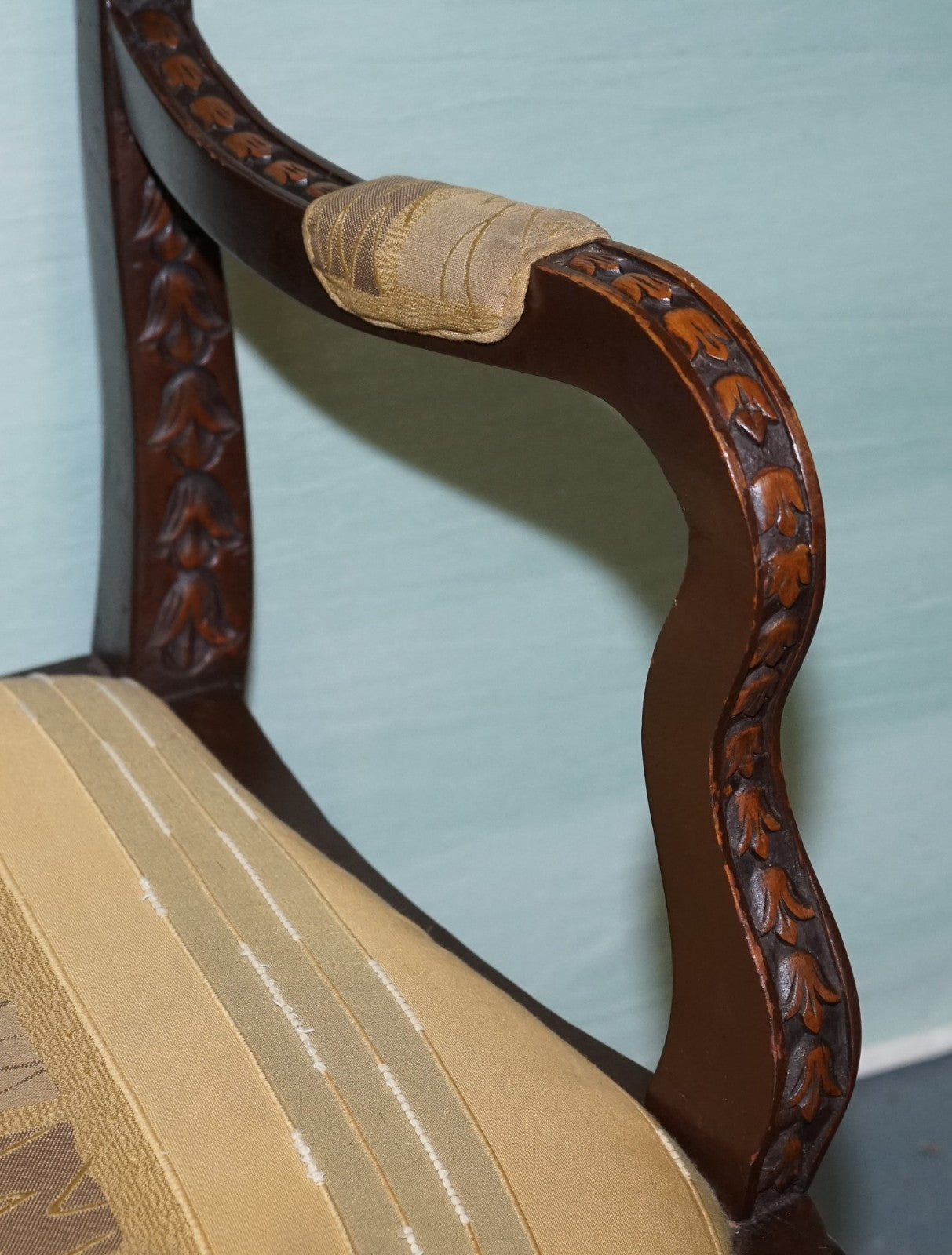 ANGLO INDIAN WOODEN HEAVILY CARVED ELEPHANT DETAIL SINGLE CAVER ARMCHAIR