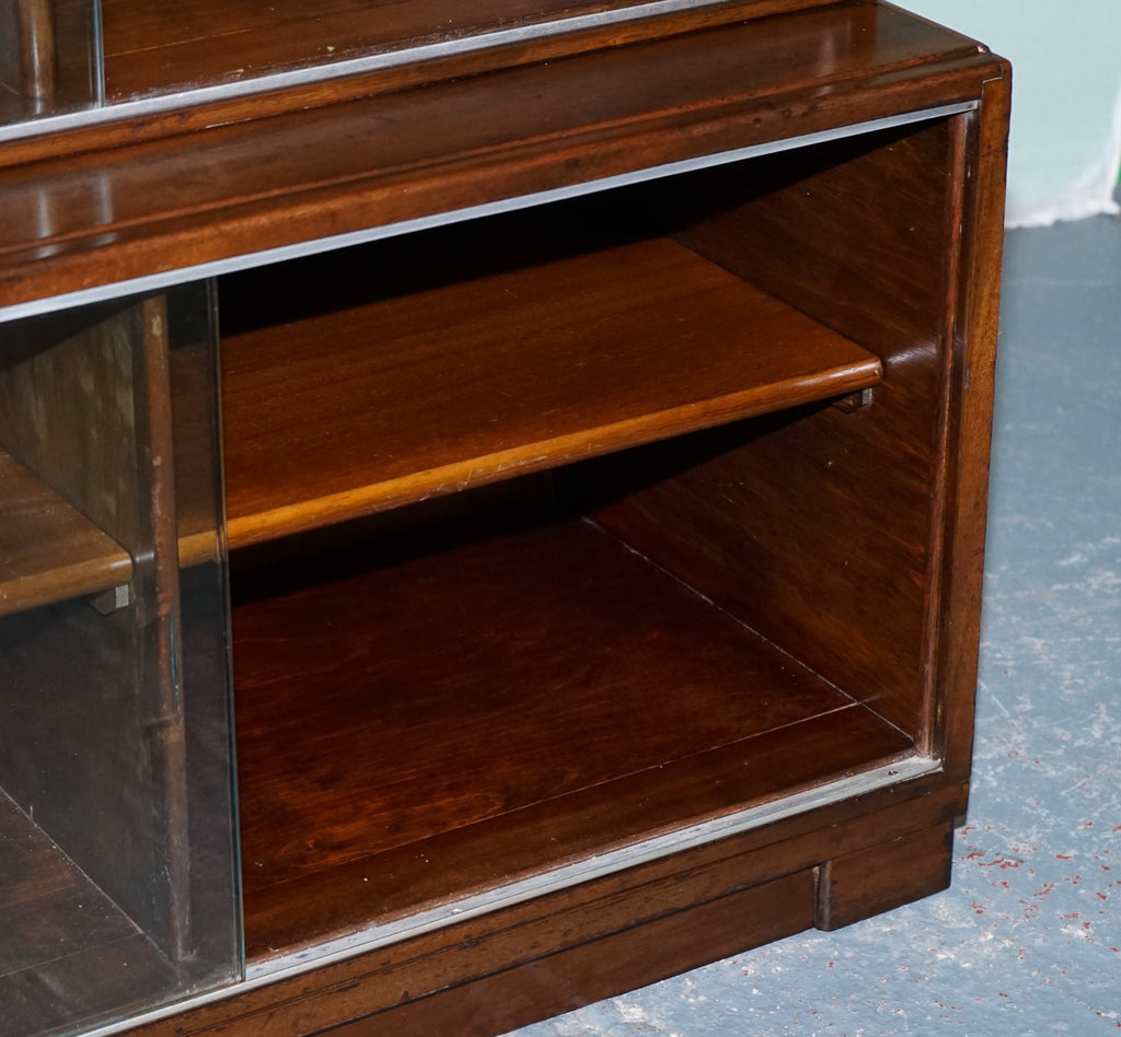 CIRCA 1930s MINTY OF OXFORD THREE TIER GLASS FRONT BARRISTER BOOKCASE CABINET