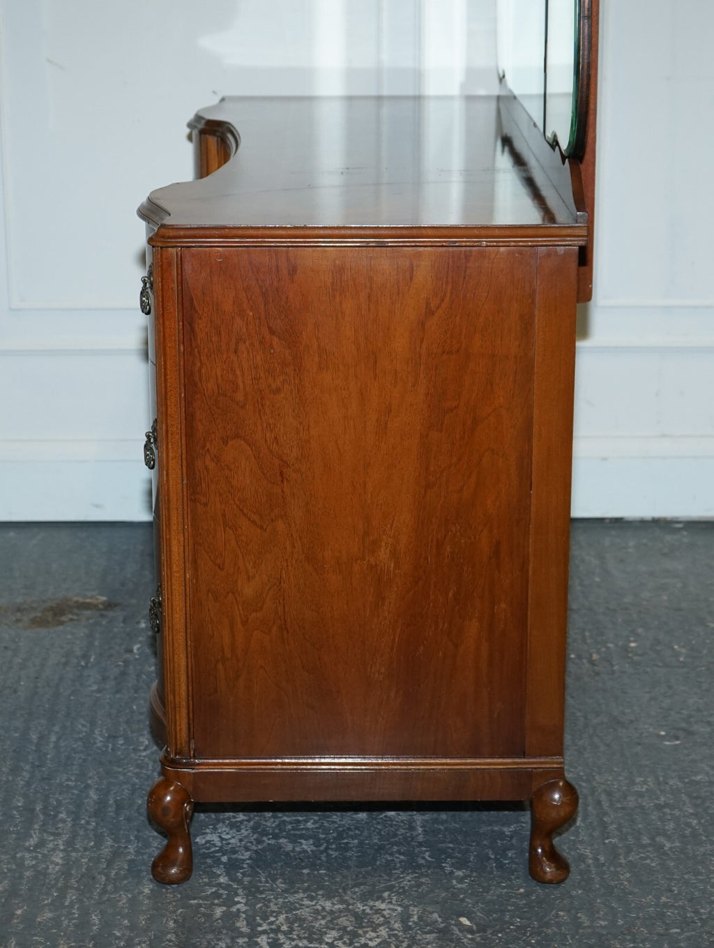 ANTIQUE 1920'S BURR WALNUT ART DECO DRESSING TABLE WITH PLENTY OF DRAWERS
