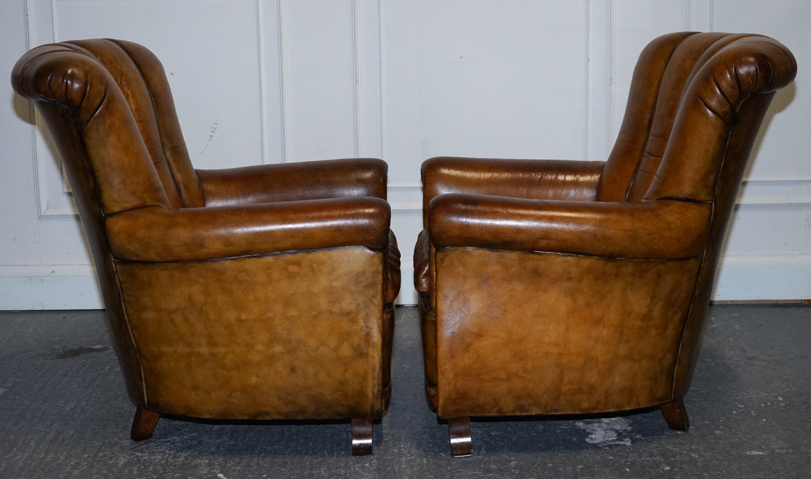 VINTAGE PAIR OF ART DECO STYLE HAND DYED LEATHER SHELL ARM CHAIRS