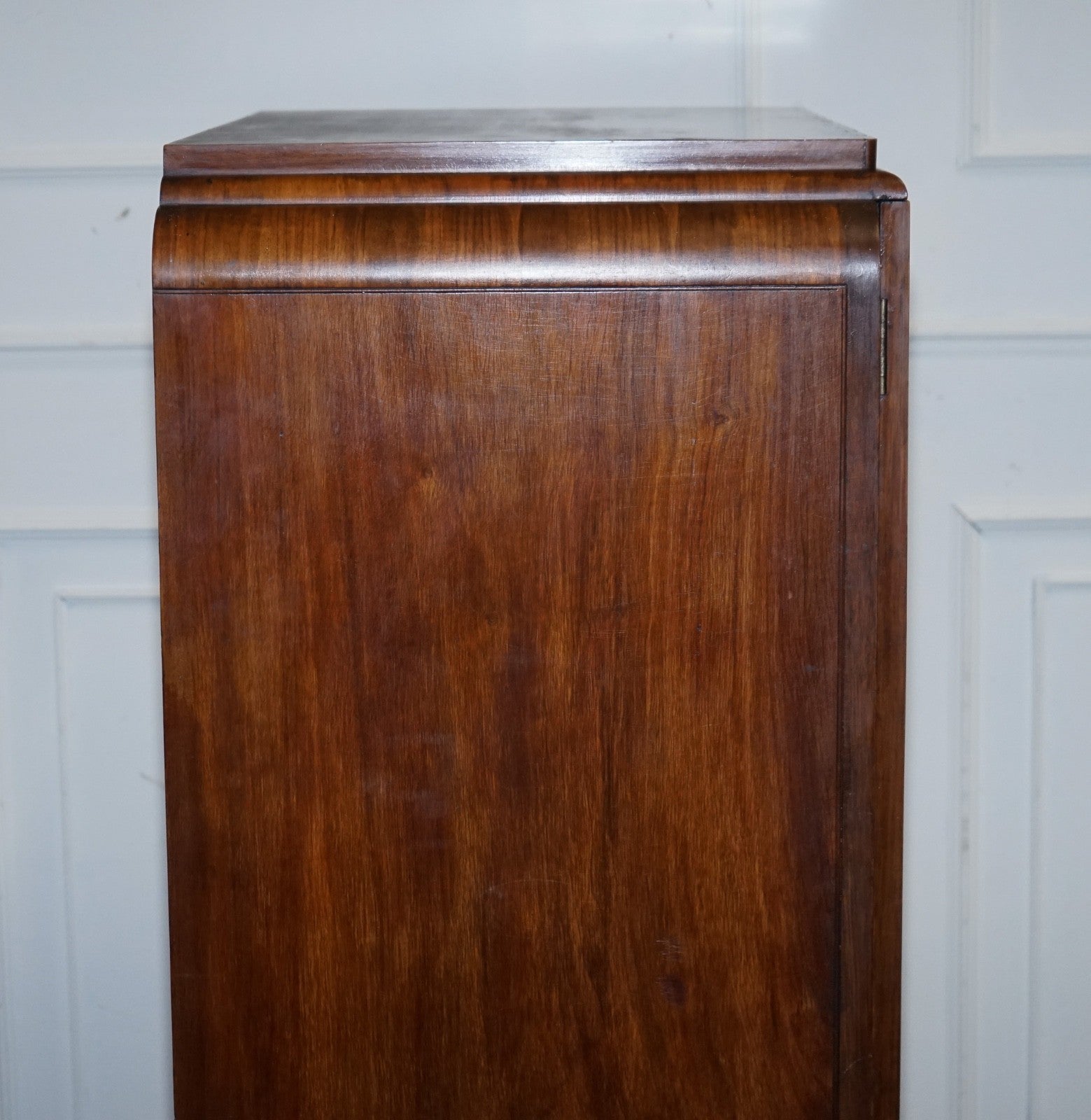 STUNNING ART DECO 1920'S PETITE BURR WALNUT TWO DOOR WARDROBE OR AMOIRE