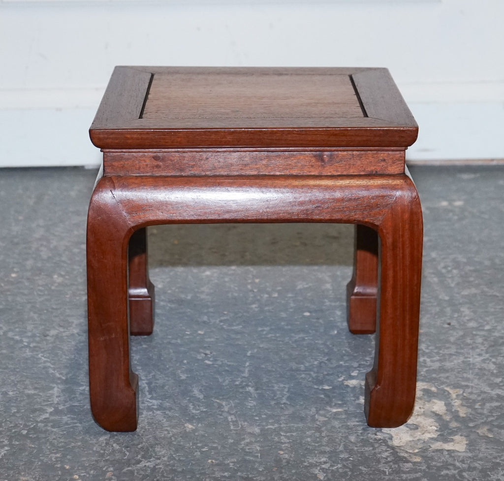 VINTAGE ORIENTAL CHINESE TEAK SIDE TABLE PLANT STAND MADE IN HONG KONG