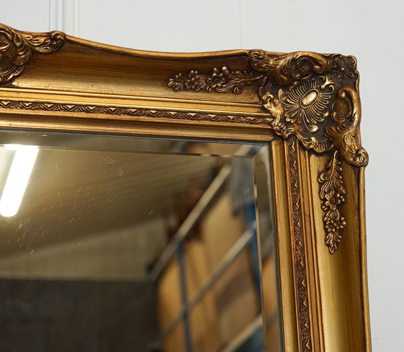 LARGE FRENCH CLASSIC GOLDEN ORNATE WALL REGAL MIRROR 138 X 77 CM