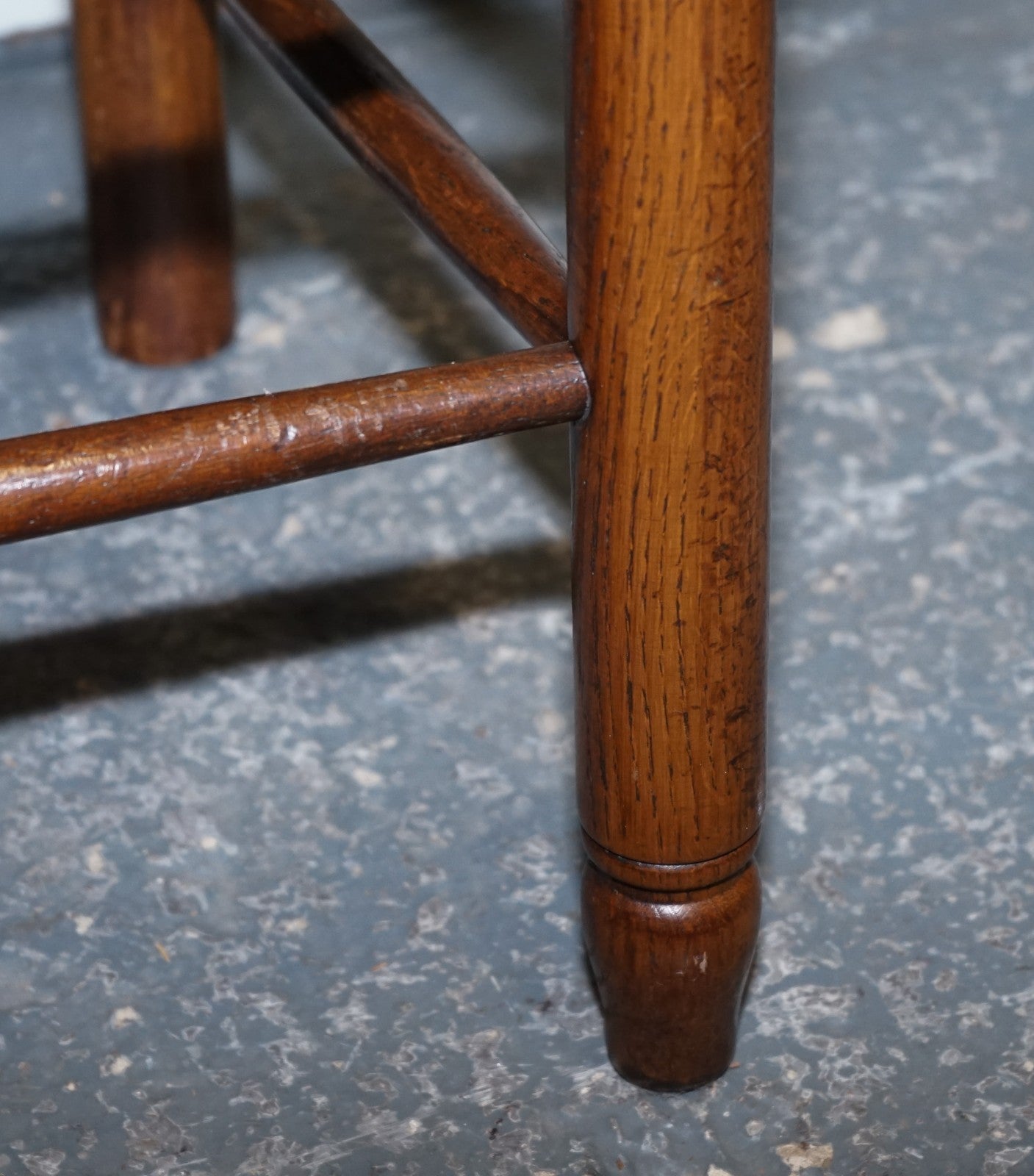 SET OF SIX ANTIQUE ENGLISH 19TH CENTURY LADDERBACK RUSH SEAT DINING CHAIRS