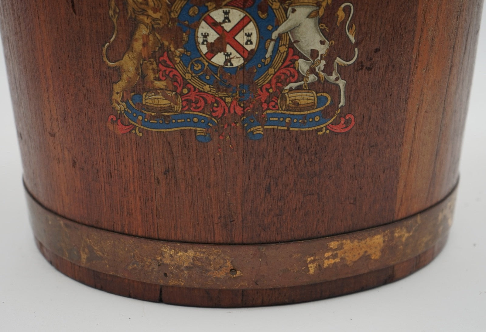ANTIQUE ENGLISH VICTORIAN 19TH CENTURY NAVAL OAK FIRE BUCKET WITH ROYAL CREST